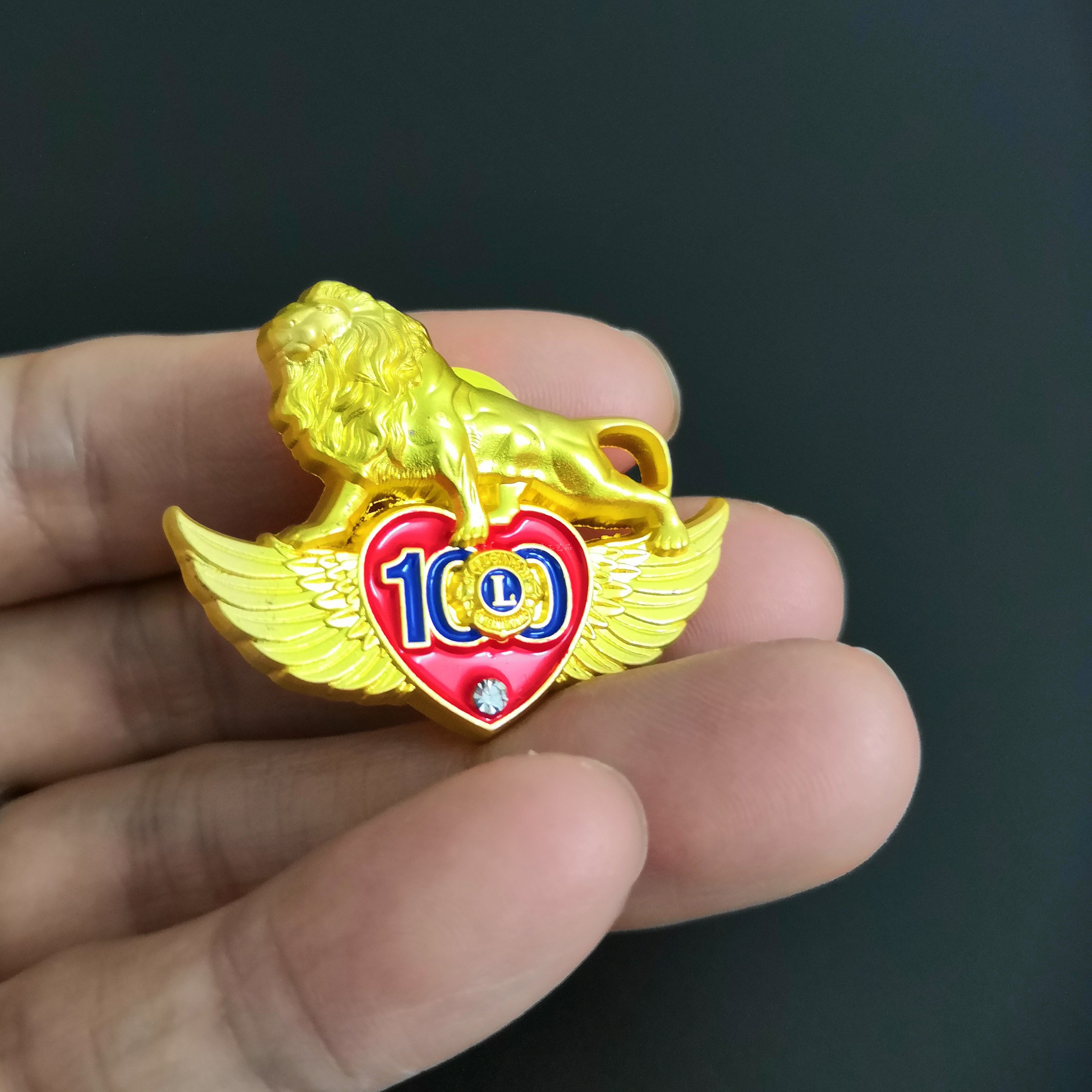 金属徽章定做胸章胸针校徽班徽微章定制