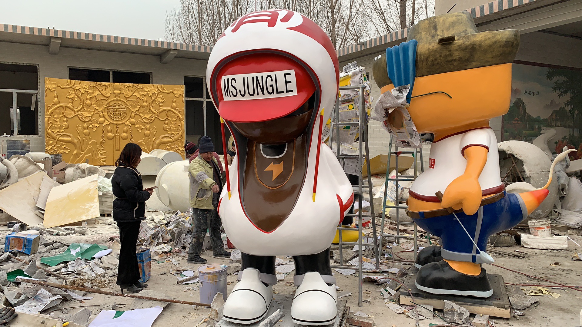 定制卡通玻璃钢雕塑品牌企业形象卡通人物商场公园美陈